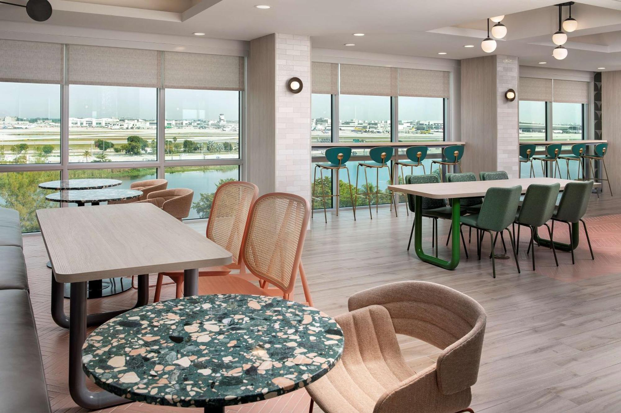 Tru By Hilton Miami Airport South Blue Lagoon, Fl Екстериор снимка